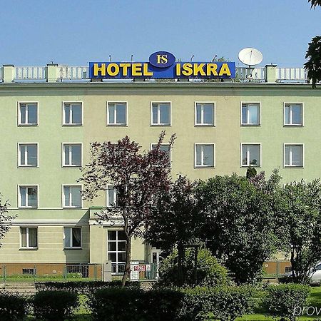Iskra Hotel Radom Ngoại thất bức ảnh
