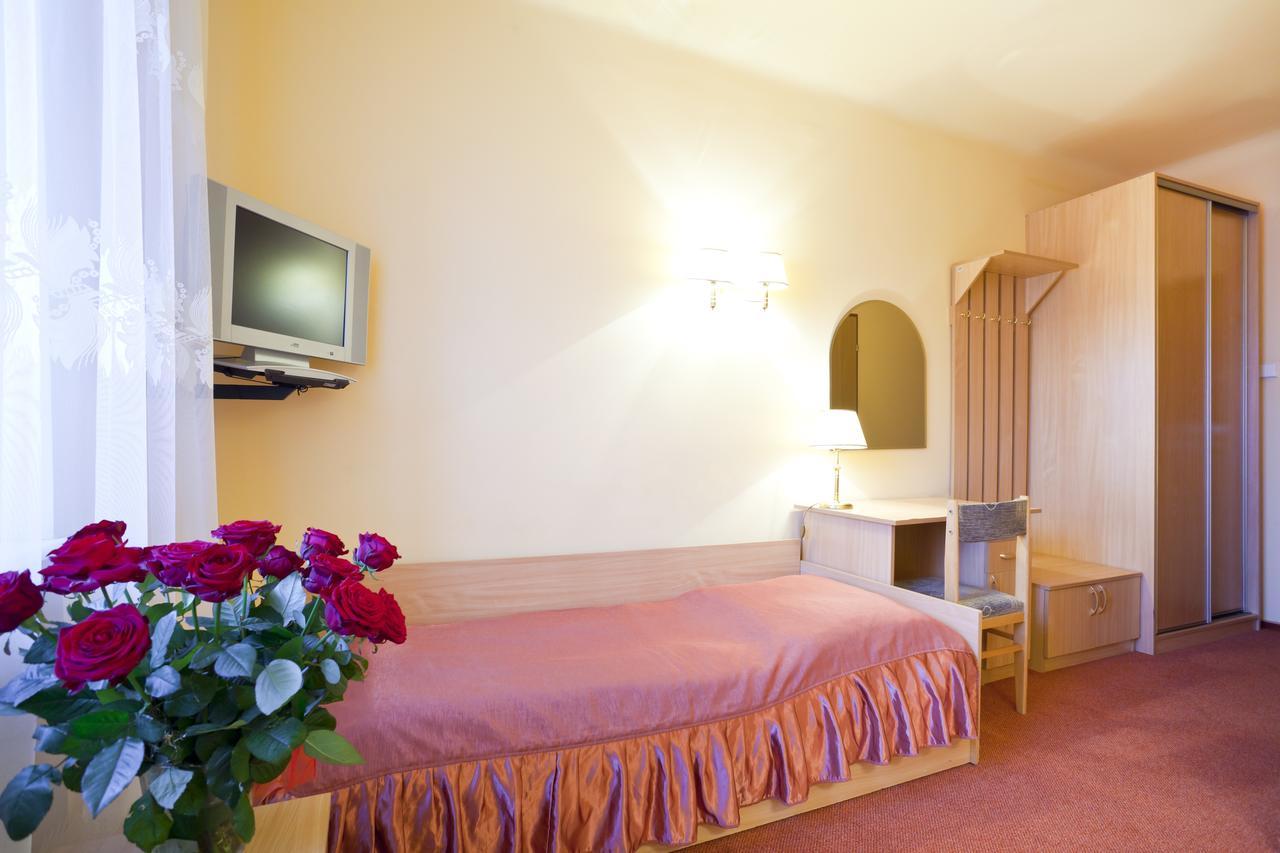 Iskra Hotel Radom Phòng bức ảnh