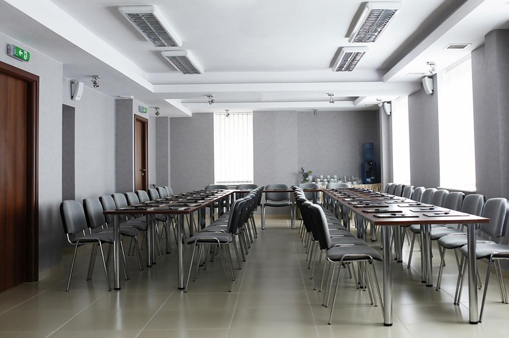 Iskra Hotel Radom Ngoại thất bức ảnh